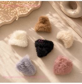 Korean mini fur Hair Claw
